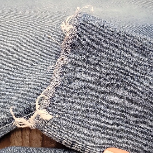 MOTHER Size 25 Mid Rise Dazzler Ankle Fray Jeans in Weekend Warrior - Picture 5 of 11